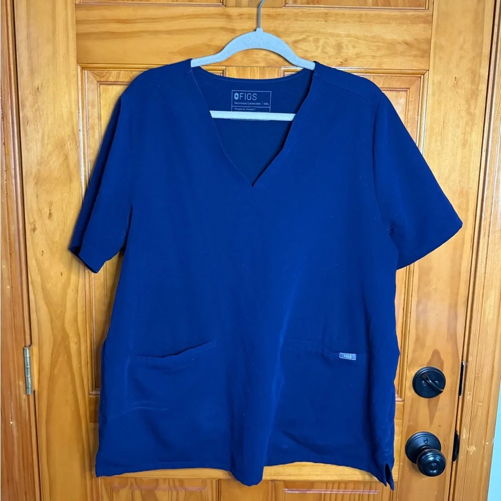 FIGS Casma Three-Pocket Scrub Top Womens XXL 2XL Navy Technical Collection - Picture 2 of 5